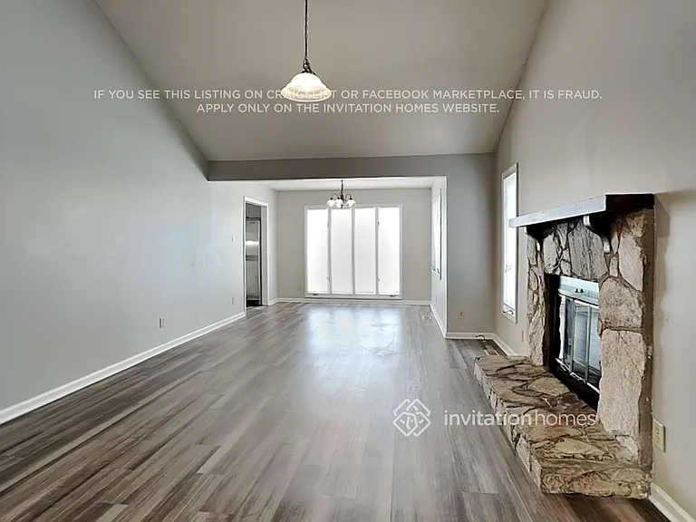 1108 Oakview Rd — Photo 5