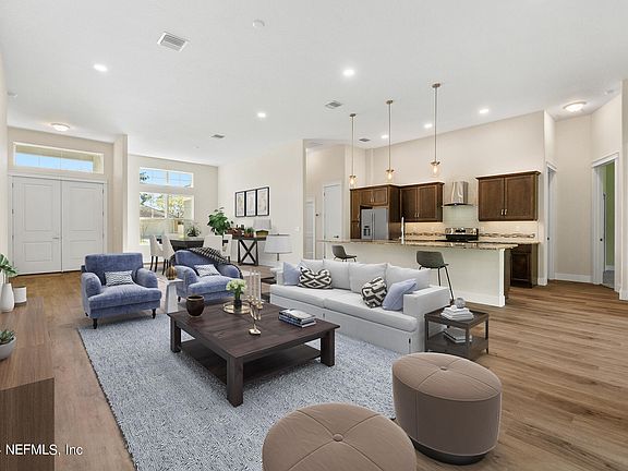 2nd image of 33 WOODBURY Drive