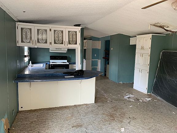 4th image of 7163 State Road 70 E