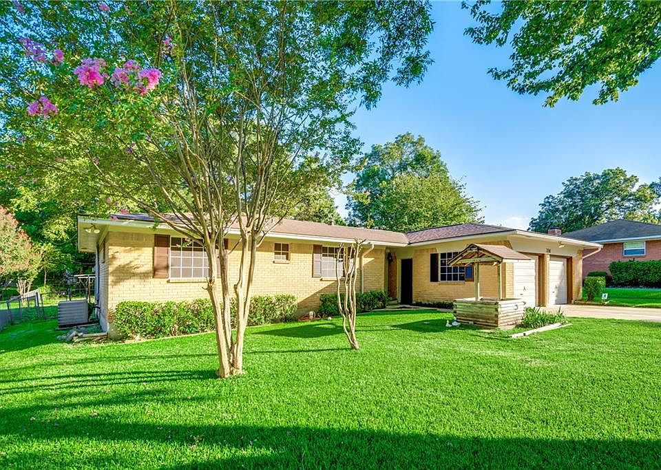 1st image of 336 Brook Hollow Dr