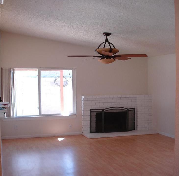 2nd image of 2920 Vanport Dr