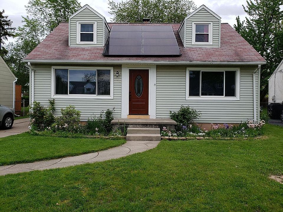 1st image of 149 Pickford Ave