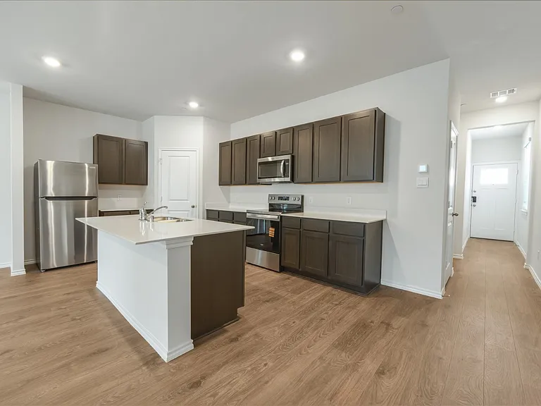 7009 Moonflower Ln — Photo 11