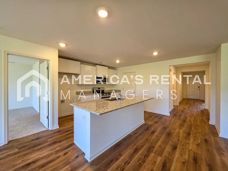609 Aberdeen Trce — Photo 28