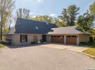 21748 Owl Ave #A, Mason City, IA 50401