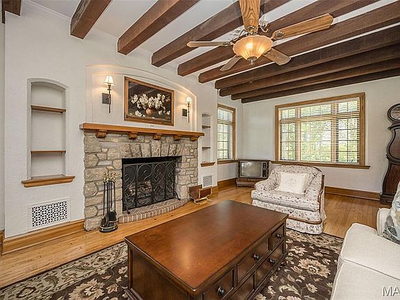 4th image of 735 River Hills Dr