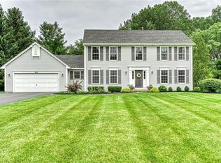 809 Lindsey Cir, Webster, NY 14580