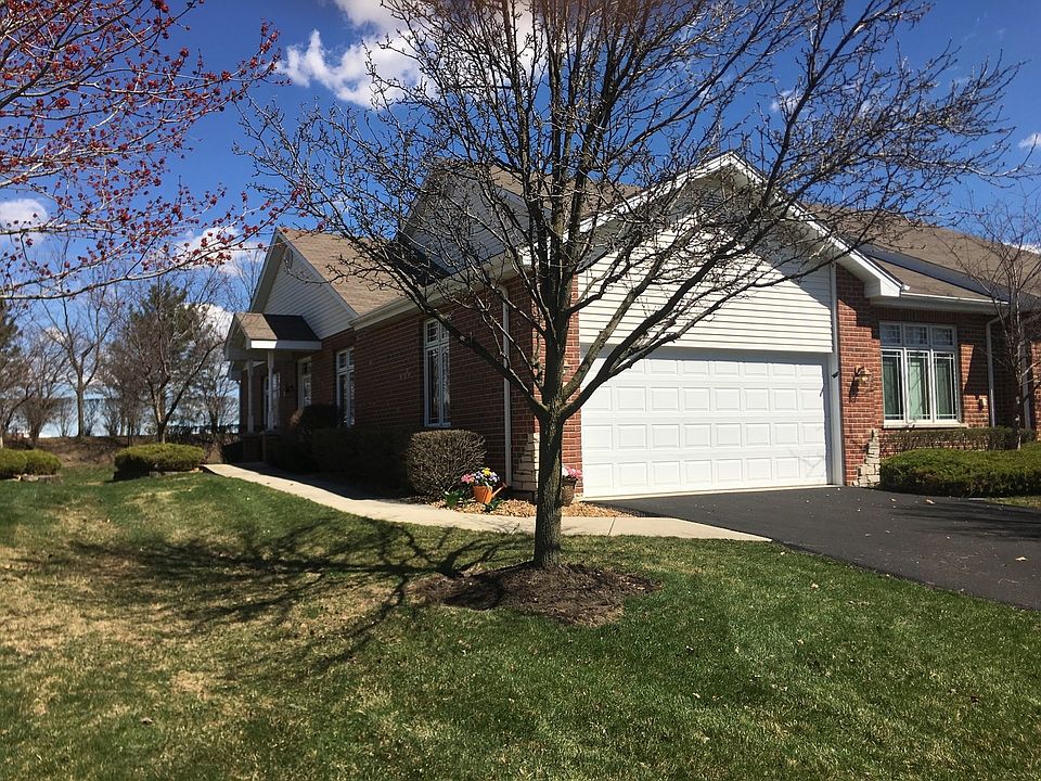 1st image of 10742 Canterbury Dr