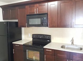 6080 Ridge Ave #4, Philadelphia, PA 19128