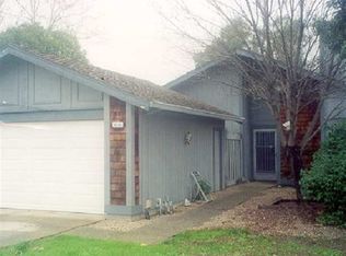 2215 Fairbourne Dr, Pittsburg, CA