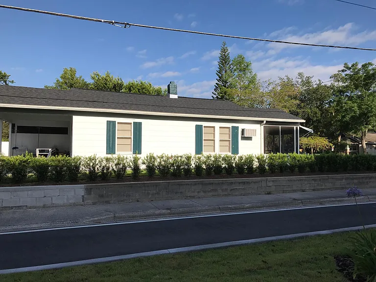 900 Aragon Ave — Photo 3