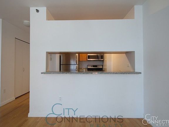 5th image of 2 Gold St APT 3711