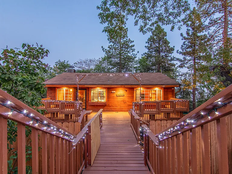 24800 Marion Ridge Dr — Photo 1