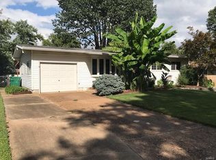1305 Estes Dr, Florissant, MO 63031