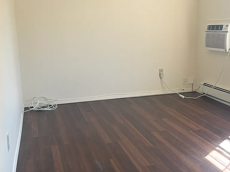 304 N Wellwood Ave #3 — Photo 14