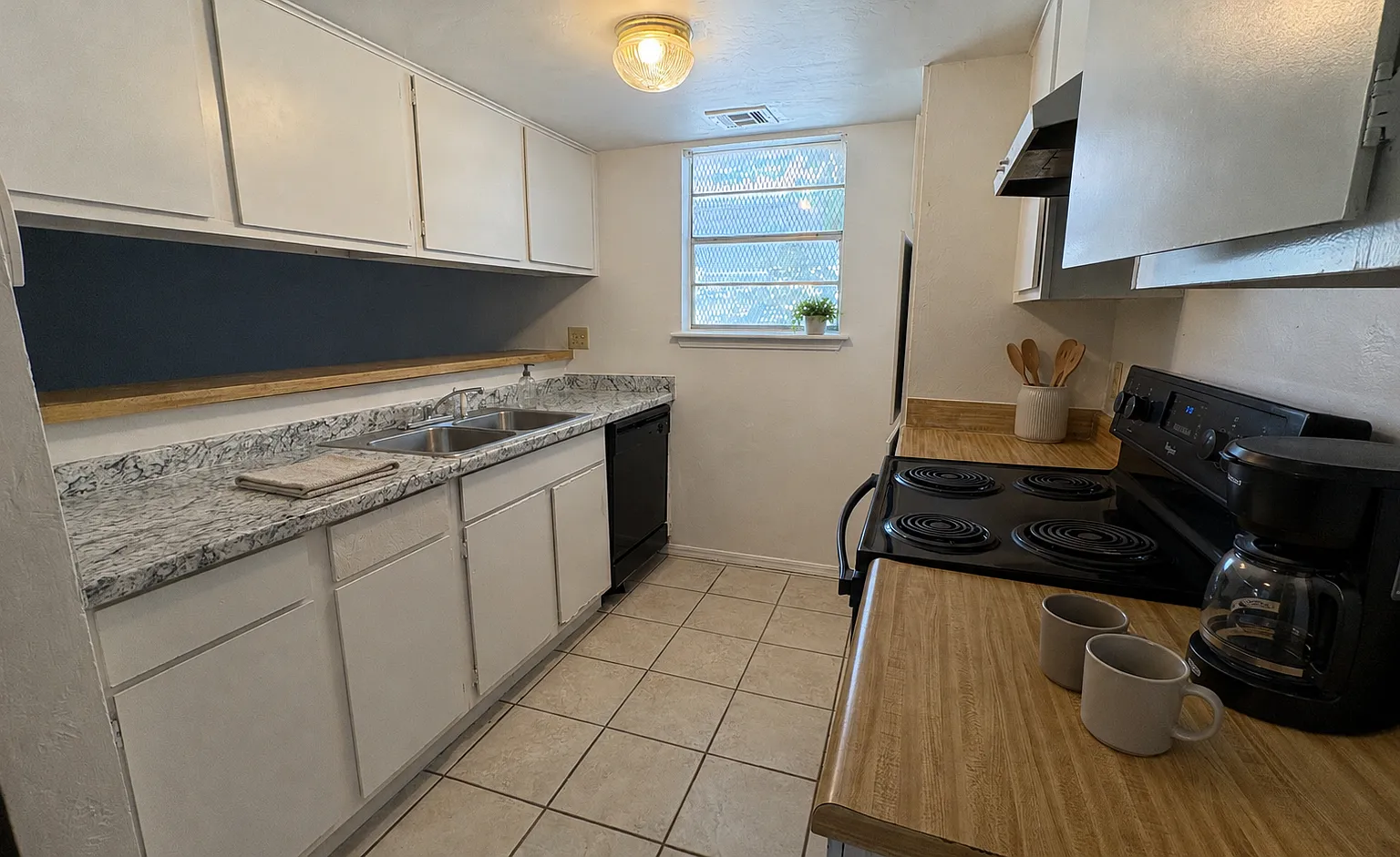 3 bed, 1184 sqft, $1,250 — Photo 4