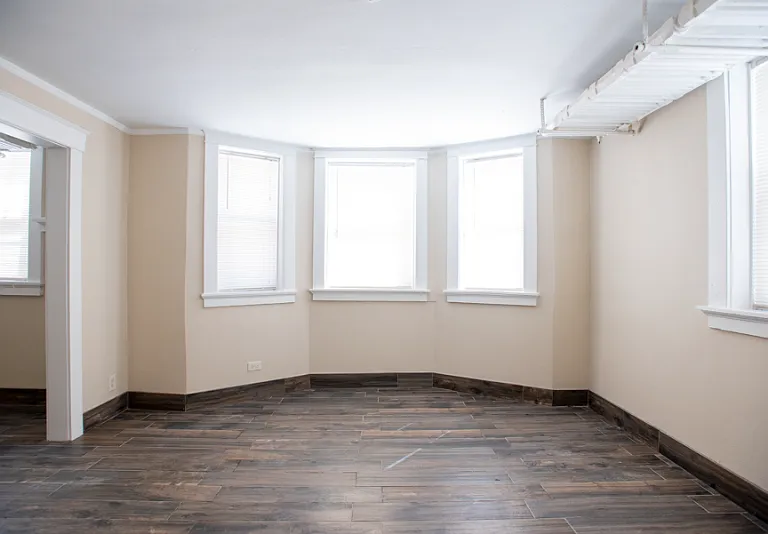 1704 E Locust St #1 — Photo 6