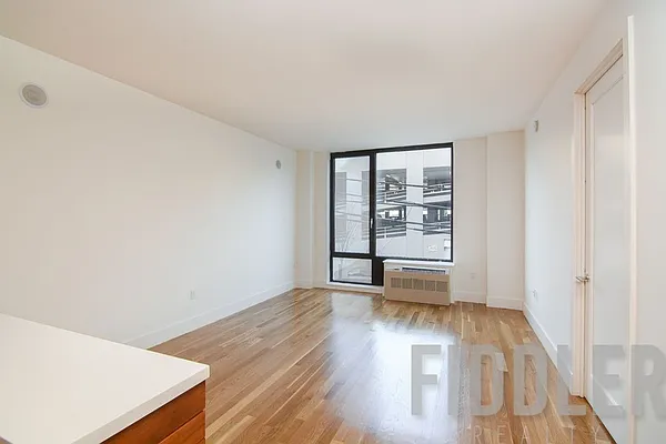 Rented by Fiddler Realty | media 30