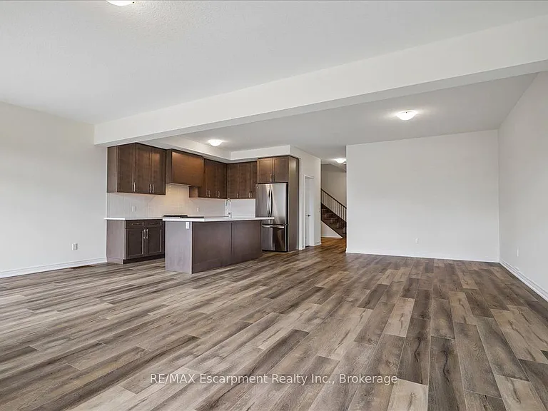 76 Valley Trail Pl — Photo 8