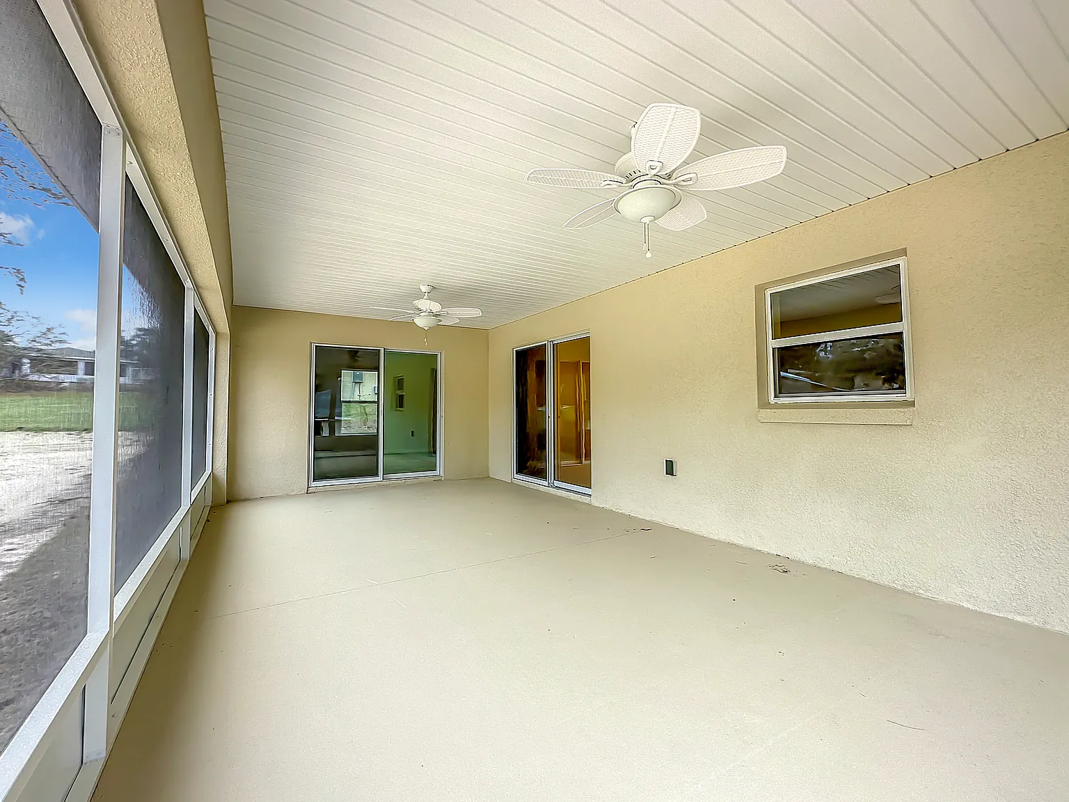 3 bed, 1441 sqft, $1,853 — Photo 2