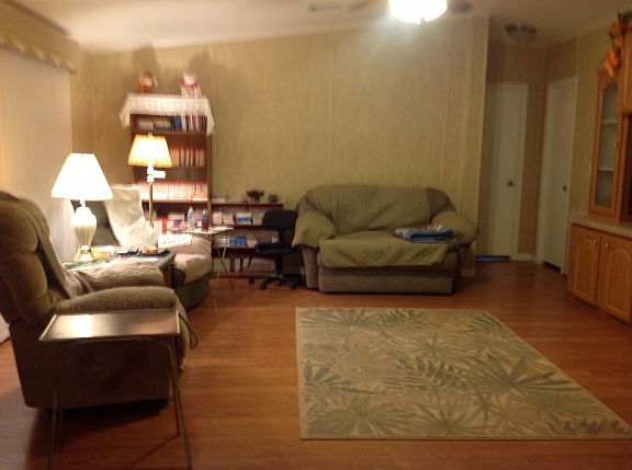 3rd image of 5945 N Highland Park Dr