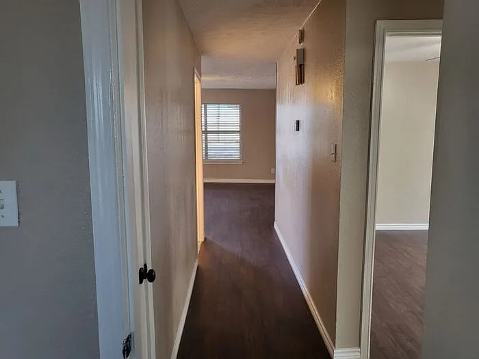 324 W Young St — Photo 11