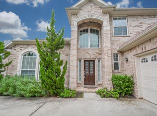 6818 Ripplemoor Ct, Sugar Land, TX 77479