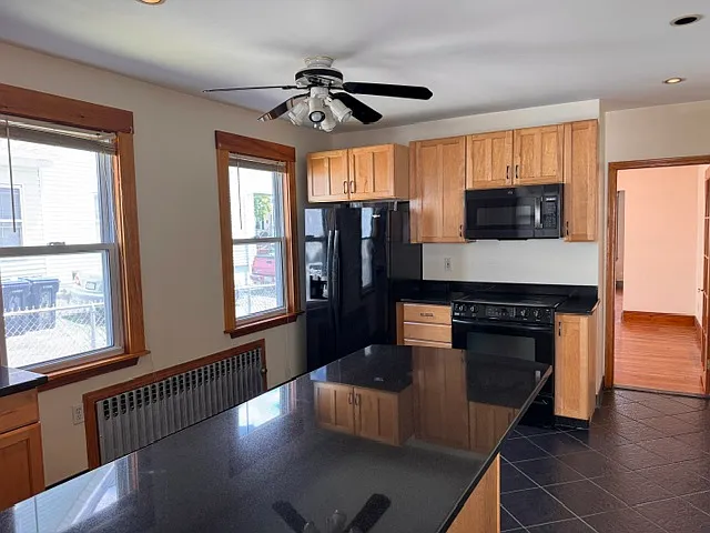 71 Everett St #1