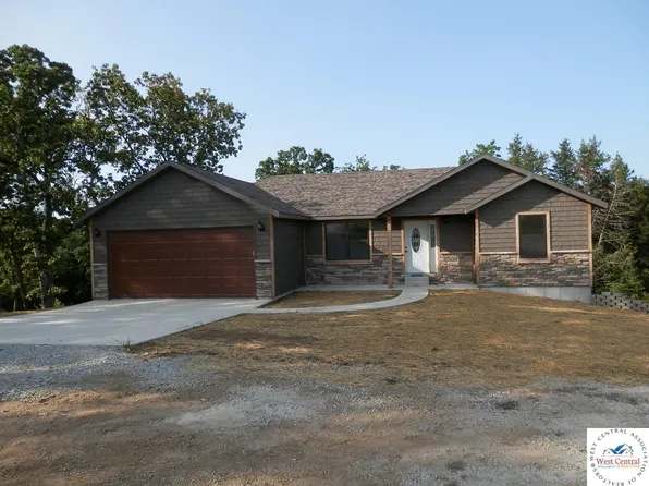 22689 Lake Villa Dr, Warsaw, MO 65355