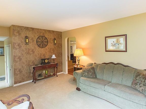 5th image of 5137 Coldbrook Dr