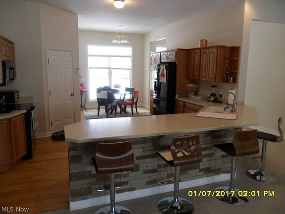 5th image of 6500 Woodridge Way SW