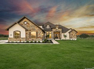 241 Stone Loop, Castroville, TX 78009