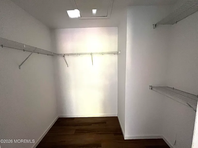 18 Diane Dr #18 — Photo 9