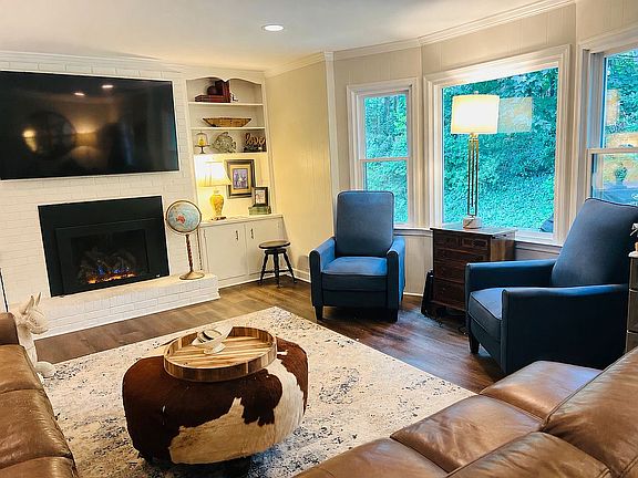 5th image of 5434 Dunwoody Knoll Ct
