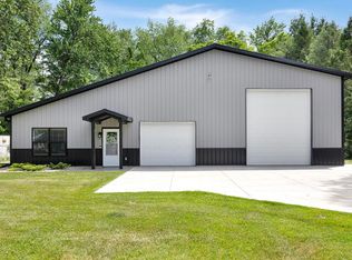 25592 Lake Dr, Elkhart, IN 46514
