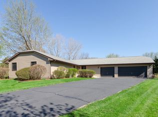 1914 Maria Ct, Sleepy Hollow, IL 60118