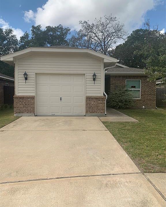 1st image of 8931 Shady Vista Ln