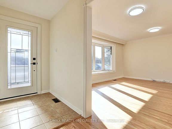 5th image of 2617 Cushing Rd