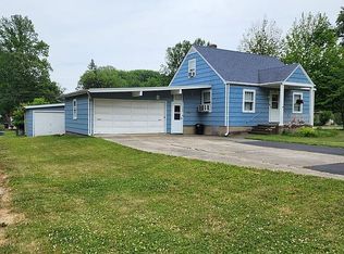 1440 S 32nd St, Decatur, IL 62521