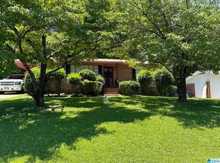 9840 Red Cliff Rd, Birmingham, AL 35215