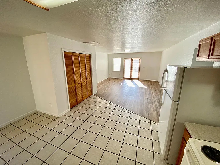 220 T F Kirkpatrick Way #D — Photo 11