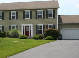 6124 Forrestal Cir, Harrisburg, PA 17112