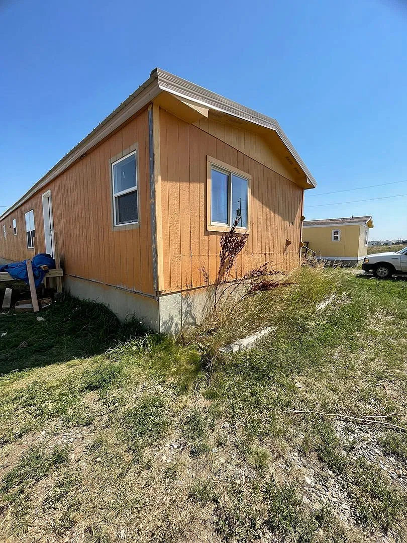 309 Dominic — Photo 1