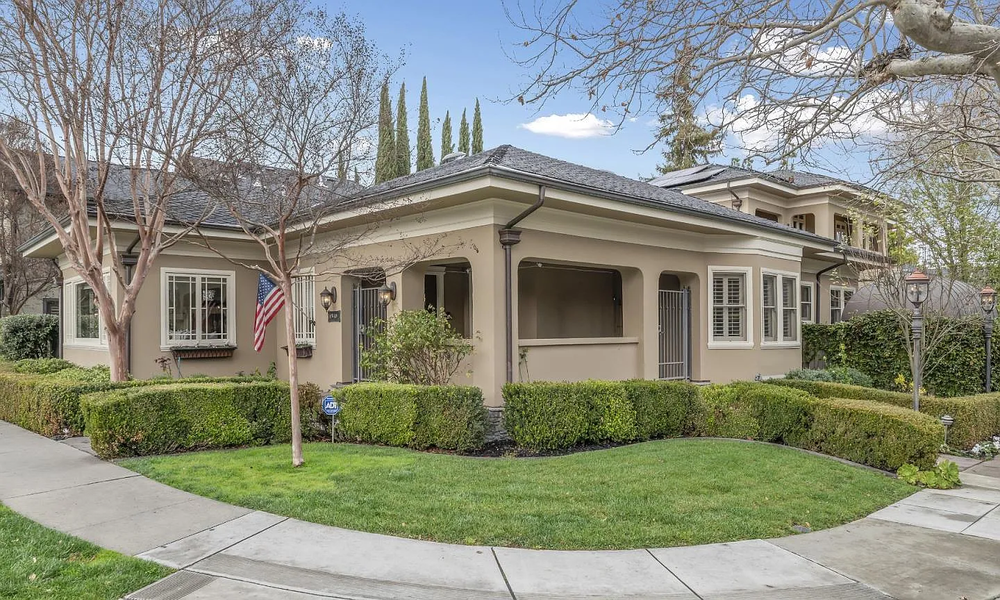 1548 Lincoln Ave photo 1