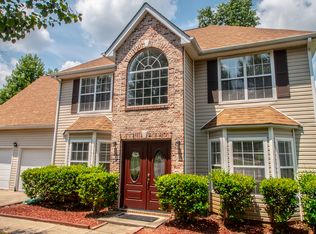 1071 Field View Dr, McDonough, GA 30253