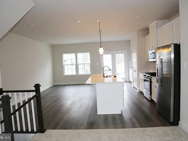1790 Atlas Dr — Photo 15