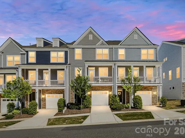 10436 Glenmere Creek Cir, Charlotte, NC 28262