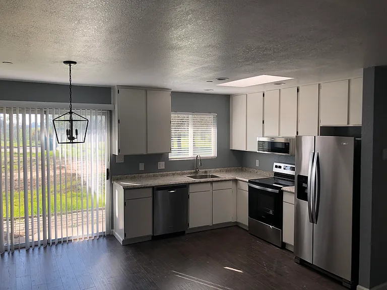 4478 Skippers Ln — Photo 10