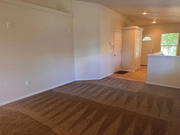 4326 Susie Vw — Photo 4