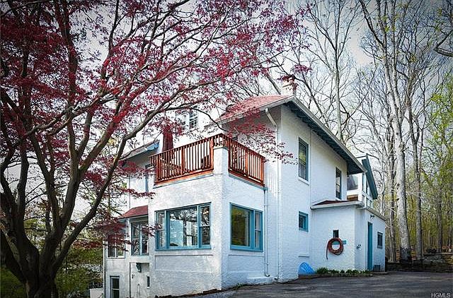 1st image of 120 Hamilton Ave